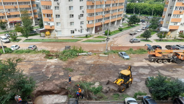 Глава Самары Иван Носков держит на контроле ситуацию с порывом воды на Мичурина