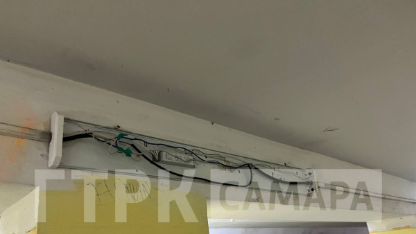 В Самаре вандалы вновь разгромили пешеходный переход у парка Гагарина 