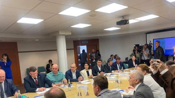 В Тольятти обсудили будущее химпрома в Самарской области