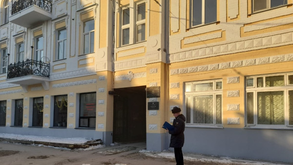 В Самаре судебные приставы спасли «Торговый дом» на улице Некрасовской