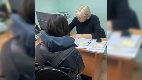 В Самаре мошенник обманул 15-летнюю девочку и похитил 9 млн рублей из сейфа