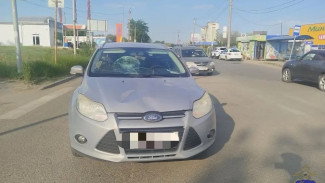 В Самарской области 76-летний водитель автомобиля Ford Focus задавил юношу и девушку