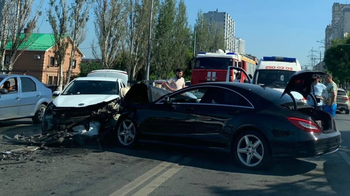 Серия крупных ДТП спровоцировала гигантскую утреннюю пробку на Московском  шоссе в Самаре – Новости Самары и Самарской области – ГТРК Самара