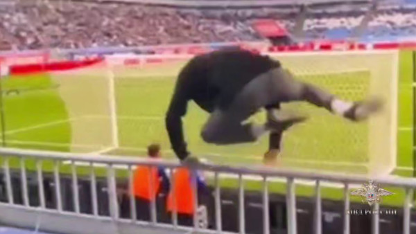 18-летнего иностранца хотят выдворить из России из-за срыва матча «Крыльев Советов» в Самаре