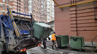 Министр рассказал, куда пропали из Самарской области жёлтые мусорные контейнеры