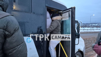 Жители Кошелев-Парка не могли уехать в центр Самары утром 16 февраля