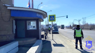 В Самарской области полицейские поймали подозрительного пассажира автобуса с каннабисом 