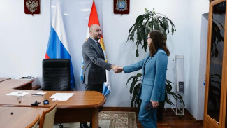 На приеме граждан Вячеслав Федорищев сообщил о строительстве тротуара вдоль Хрящевского шоссе 