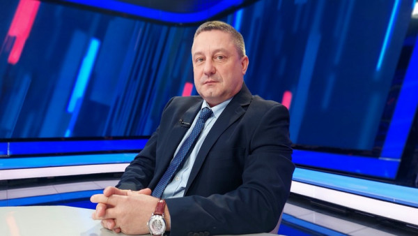 «Актуальное интервью»: журнал ДЕЛО опубликовал рейтинг самых популярных самарских политиков в социальных сетях