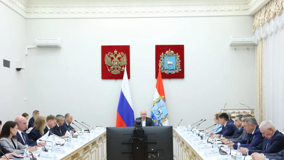 Губернатор Вячеслав Федорищев 7 октября провел расширенное заседание Президиума оргкомитета «Самара 450»