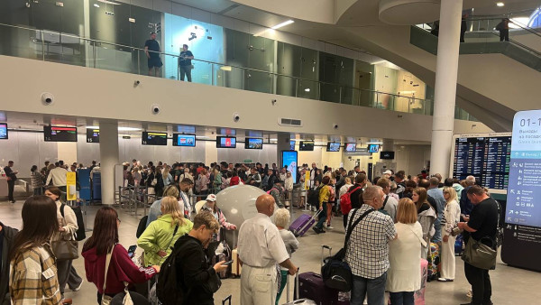 В аэропорту Самары 1 сентября задержали 6 рейсов, один отменили