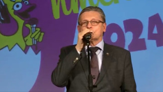 Рифат Сабитов встретился с участниками фестиваля «Птенец» и в интервью ГТРК «Тюмень» рассказал о фестивальном движении и информационной безопасности.