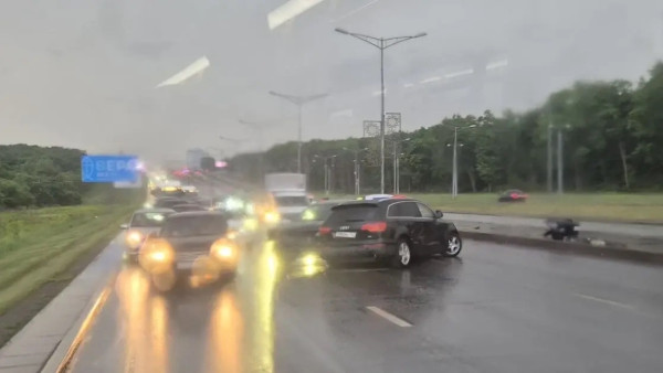 В Самаре на Московском шоссе встало движение из-за ДТП 26 мая