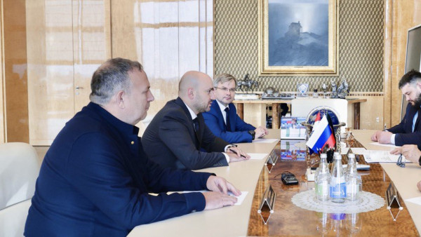 Сила в кооперации: Вячеслав Федорищев и Рустам Минниханов обсудили вопросы сотрудничества на межрегиональном уровне