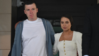 Блогер Лерчек из Тольятти и ее бывший муж обвиняются в незаконном переводе денег за границу 