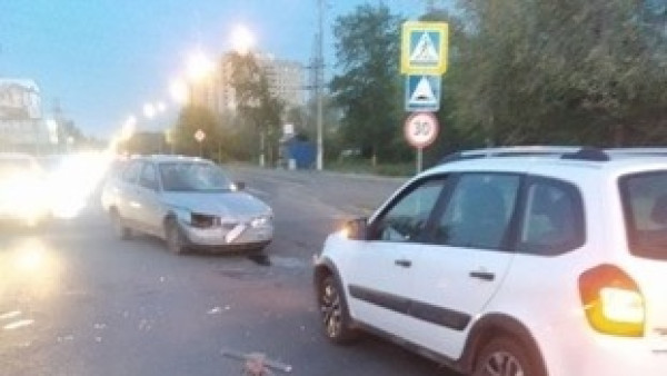 В Тольятти 17 мая "десятка" сбила пешехода и столкнулась с "Грантой"