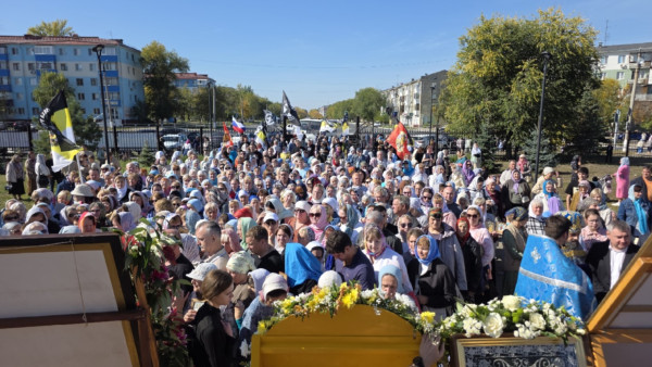  Под Самарой 900 верующих прошли крестным ходом впервые за 6 лет