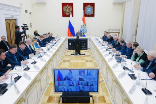 По инициативе Вячеслава Федорищева депутат Александр Живайкин подключится к вопросам отопления в соцобъектах