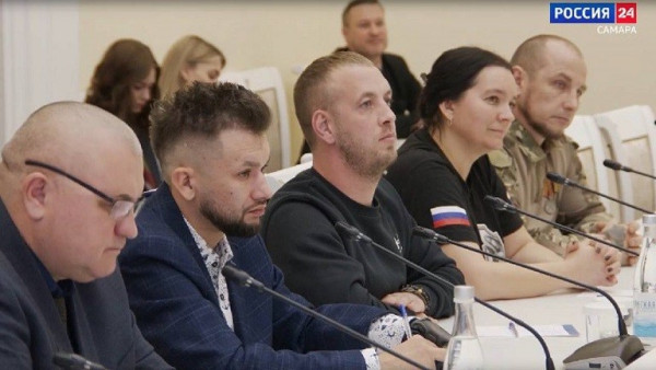 Губернатор Вячеслав Федорищев провел встречу с участниками СВО, планирующими или уже развивающими свой бизнес 