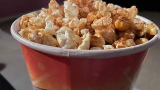 Диетологи рассказали о плюсах попкорна