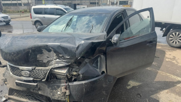 Полиция рассказала, кто погиб в ДТП с Kia Cerato и МАЗ на улице Земеца в Самаре