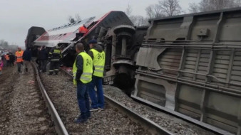 Приволжская транспортная прокуратура контролирует расследование уголовного дела о сходе вагонов поезда в Ульяновской области