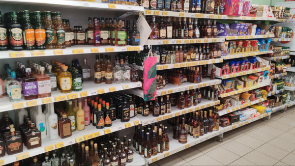 Минпромторг Самарской области объявил об изъятии более 700 литров нелегального алкоголя