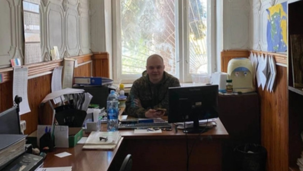 Самарский лесник рассказал, зачем забирается на верхушку дуба