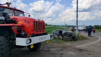 В жестком ДТП пострадали два человека в Самарской области 
