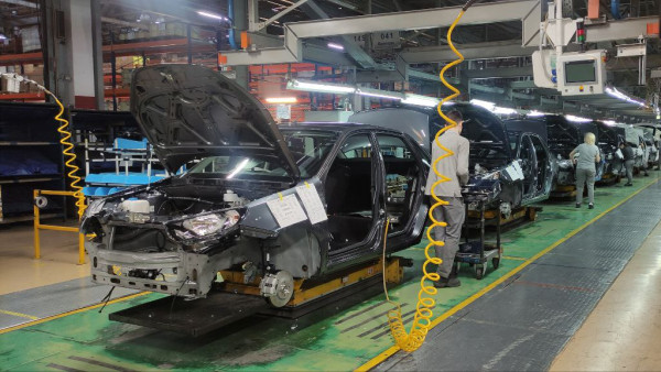 АвтоВАЗ отзывает 14 тысяч автомобилей для установки системы вызова экстренных служб