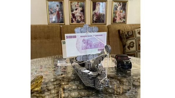В Самаре продают африканский кораблик из монет за 8,5 млн рублей