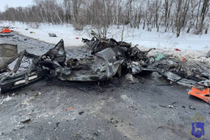 Под Самарой водитель сгорел в Приоре после лобового ДТП с КАМАЗом