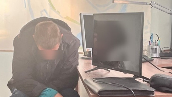 Ничего святого: в Самарской области мужчина ограбил собственную мать 