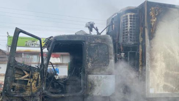 Под Самарой 9 апреля загорелся большегруз