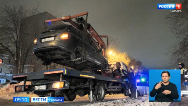 В Самаре продолжается расчистка снега