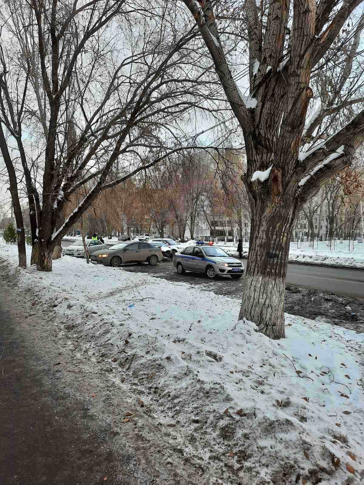 В Самаре на улице Фадеева произошло серьезное ДТП – Новости Самары и  Самарской области – ГТРК Самара