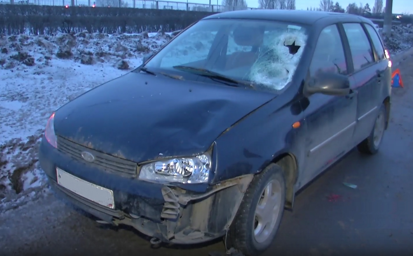 Шокирующие кадры: в Тольятти насмерть сбили женщину | 10.01.2022 | Самара -  БезФормата