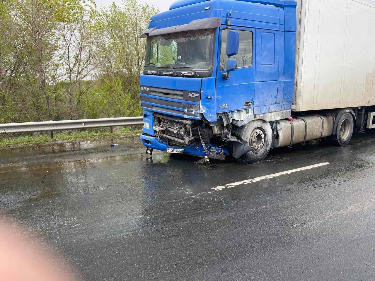 Под Самарой в столкновении фуры и Шкоды погибли 3 человека | 09.05.2024 |  Самара - БезФормата