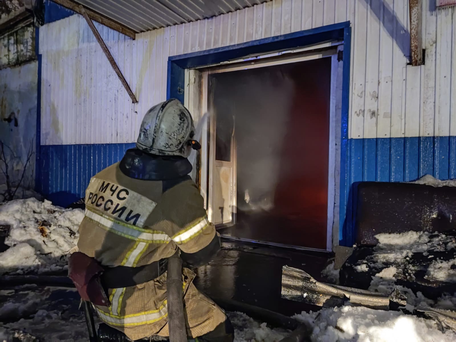 В Самаре ликвидирован пожар на мебельной фабрике в Зубчаниновке |  12.01.2022 | Самара - БезФормата