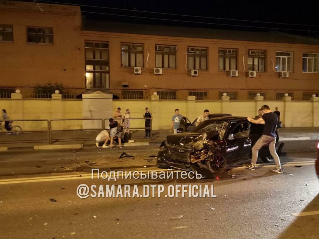 Страшная авария в Самаре на Волжском проспекте | 18.06.2020 | Самара -  БезФормата