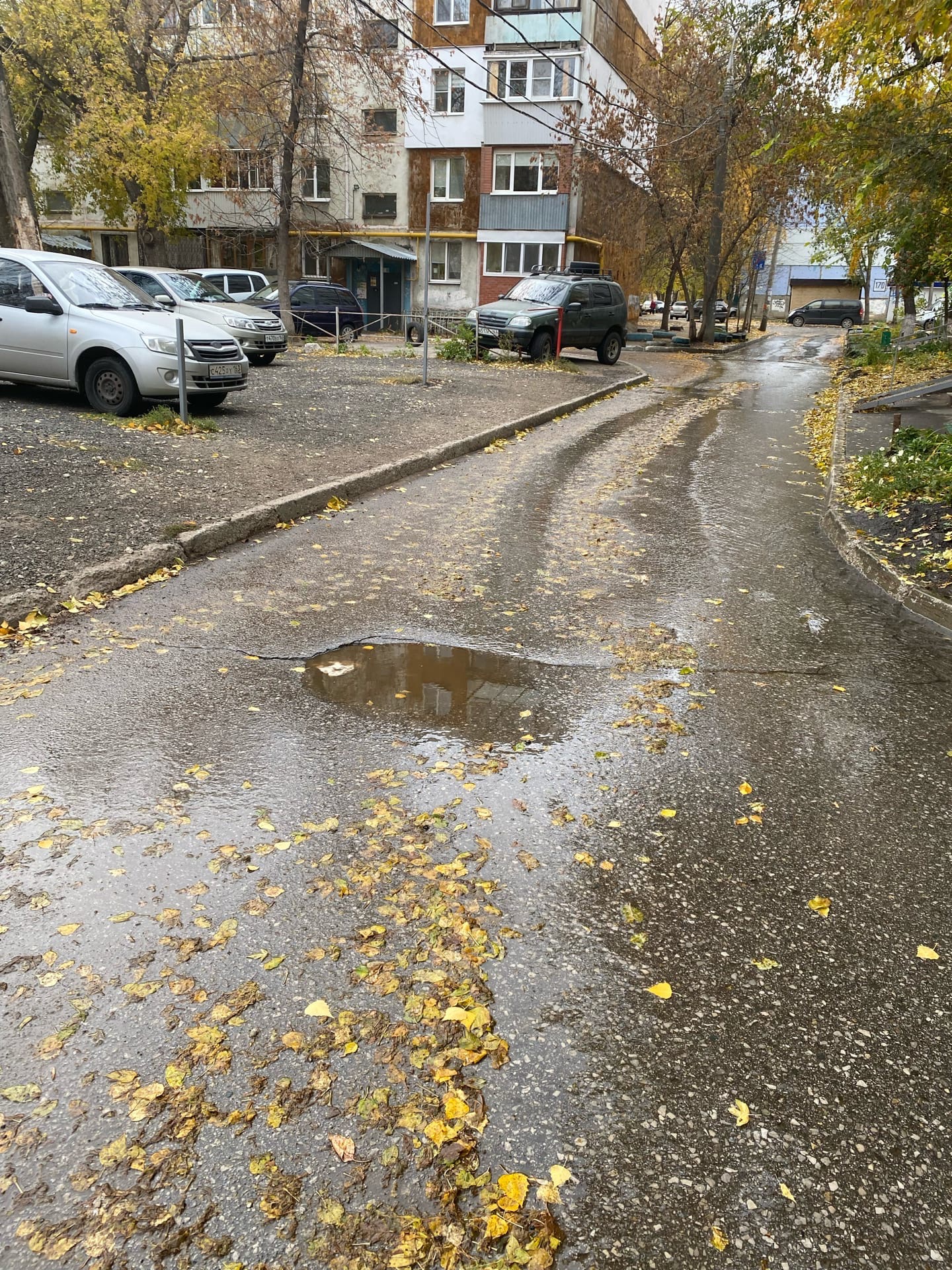 В Самаре в Кировском районе коммунальная авария не дает покоя жильцам  вторую неделю – Новости Самары и Самарской области – ГТРК Самара