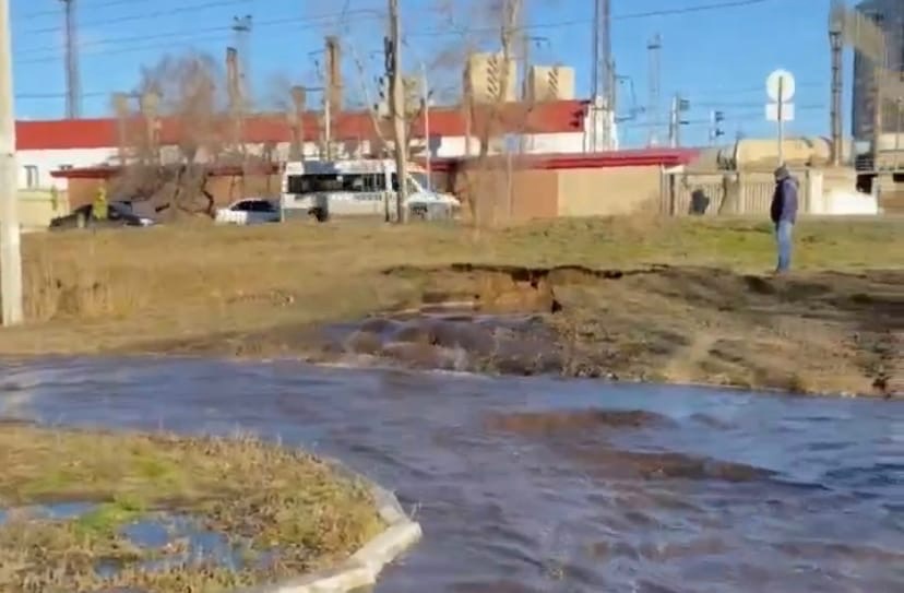 Города уходят под воду 2024. Гололед в Тольятти сегодня.