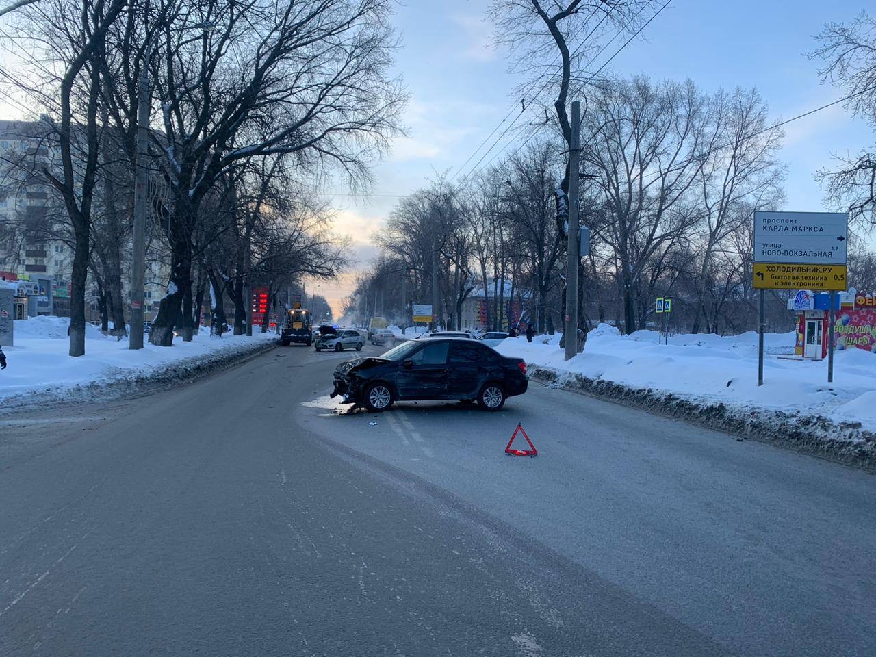 Стало известно, кто пострадал в массовом ДТП в Самаре на проспекте Кирова |  21.02.2024 | Самара - БезФормата