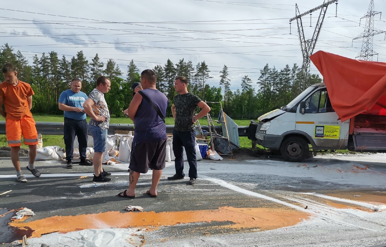 Кузов всмятку”: в Самарской области на трассе “М5” произошло серьезное ДТП  – Новости Самары и Самарской области – ГТРК Самара