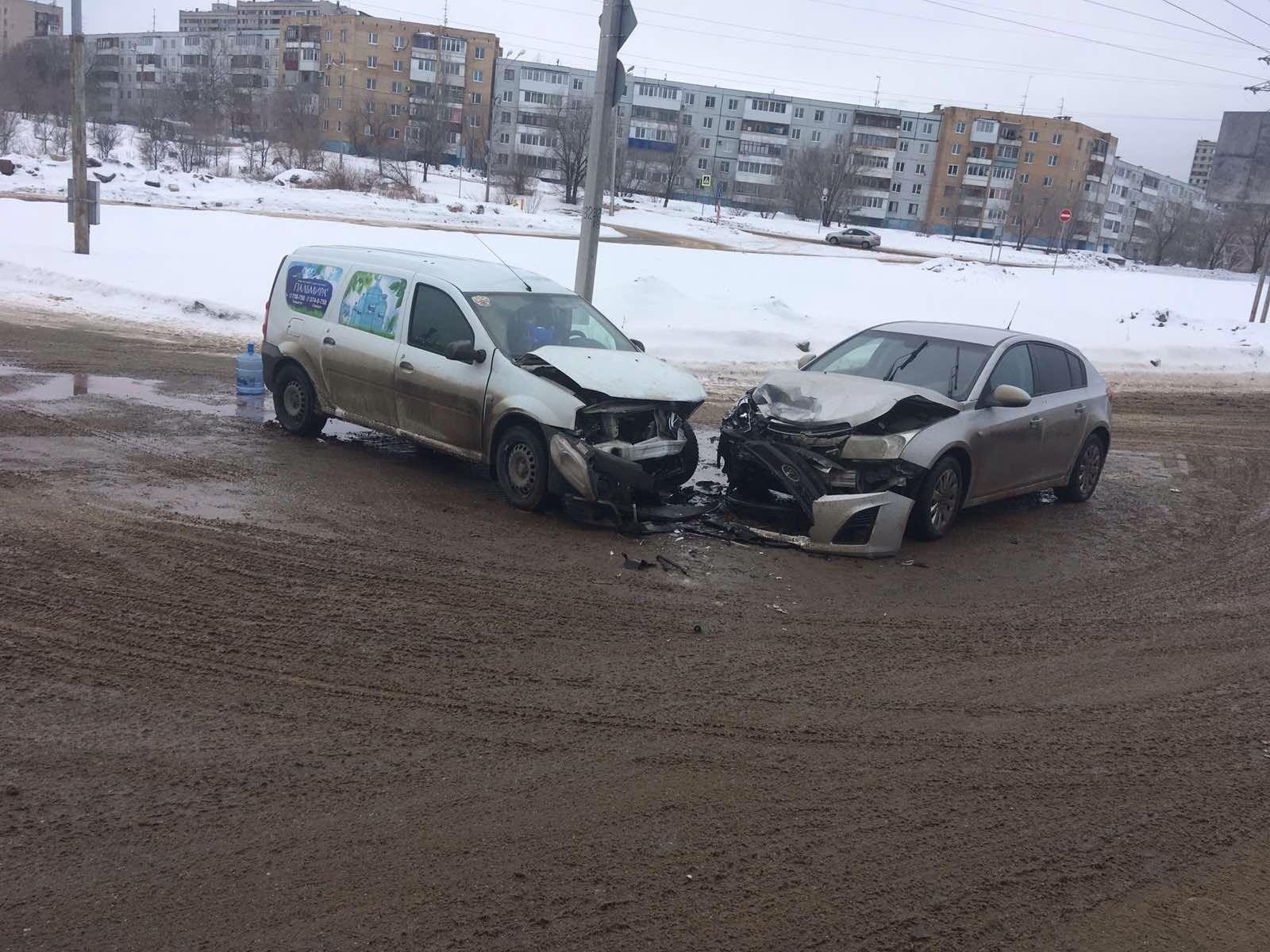 В Самарской области на перекрестках в ДТП пострадали пять человек – Новости  Самары и Самарской области – ГТРК Самара