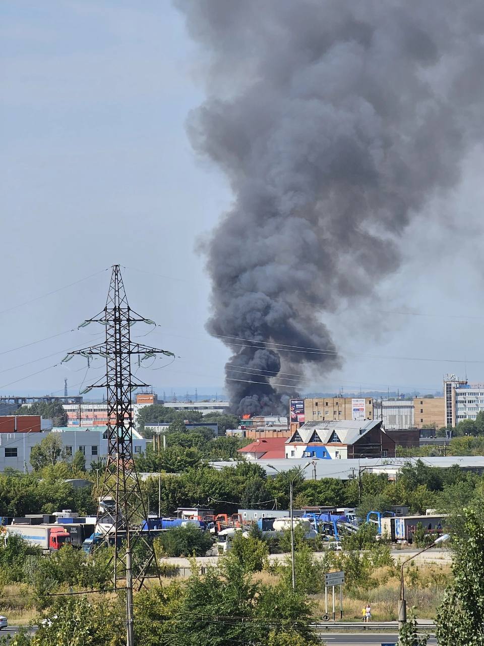 Под Самарой загорелся склад 13 августа 2023 года | 13.08.2023 | Самара -  БезФормата