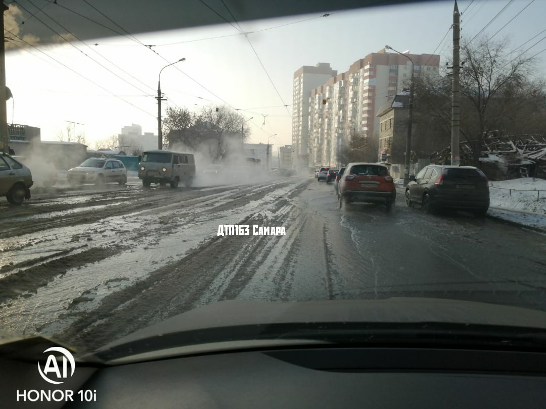 В Самаре жители трех улиц из-за крупной утечки остались без воды – Новости  Самары и Самарской области – ГТРК Самара